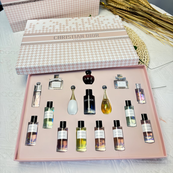 Dior Pink Critical perfume Gift Box
